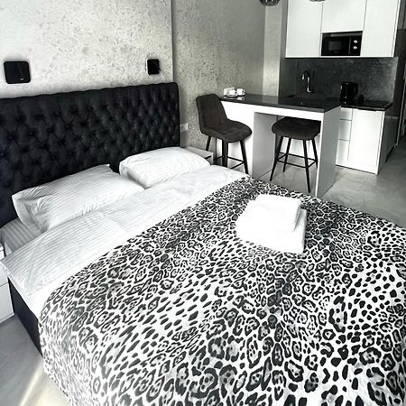 Vem Apartment Калипсо Odessa Buitenkant foto