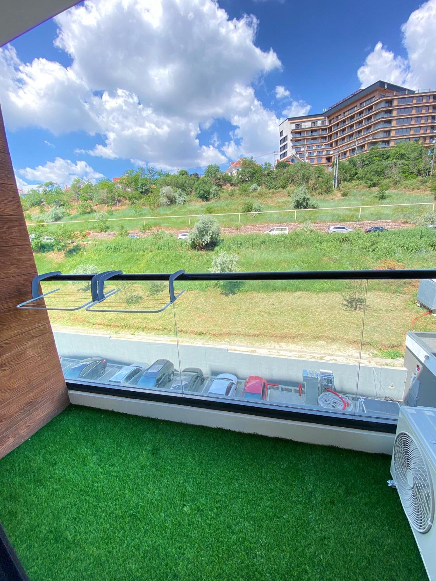 Vem Apartment Калипсо Odessa Buitenkant foto